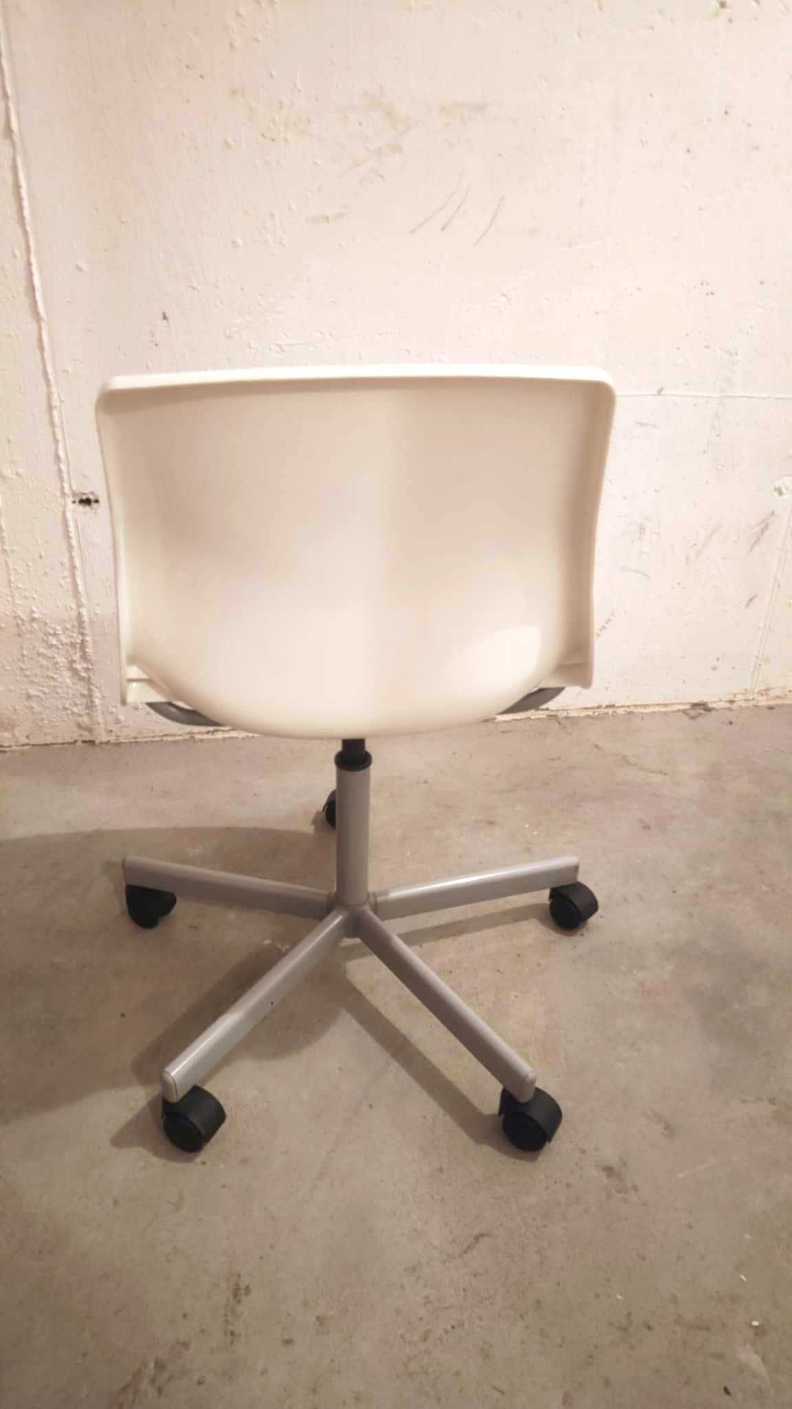 fotel krzesło obrotowe IKEA SNILLE białe zadbane stan db