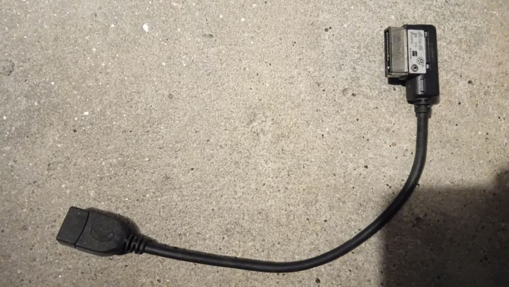 Cabo USB  para carro