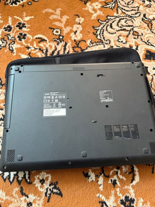 zestaw laptopow accept