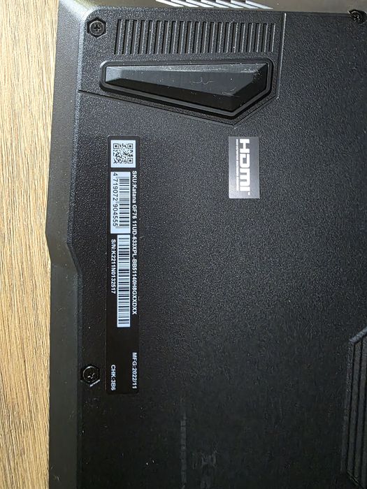 MSI GF76 (17,3″ FHD, RTX 3050 Ti, i5-11400H, 16 GB RAM, 500 GB SSD)