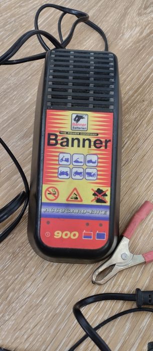 Зарядний пристрій