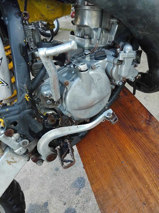 suzuki rm 125 com eletronica queimada levou pistao a 2 depositos