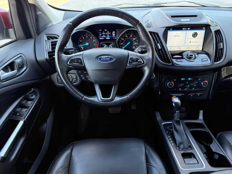 Ford Escape      2017