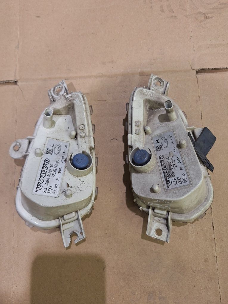 Lampa do jazdy dziennej DRL halogen prawy 313.23116 Volvo V40 CC