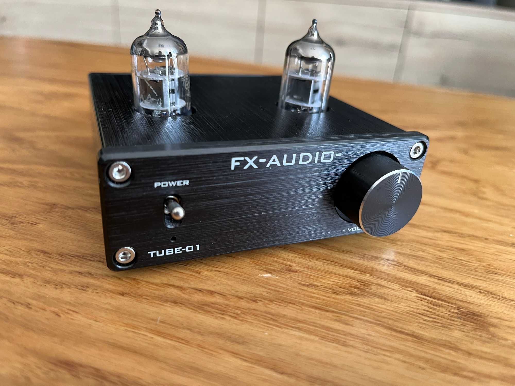 FX-AUDIO TUBE-01 Przedwzmacniacz lampowy