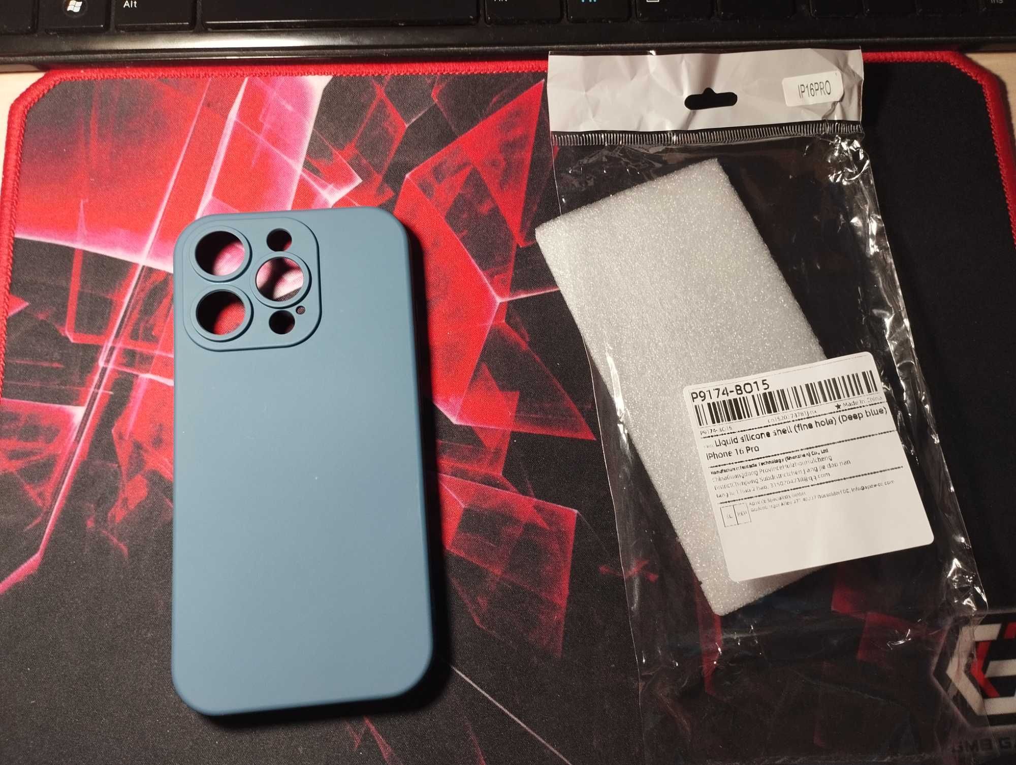 чехол iphone 16 pro