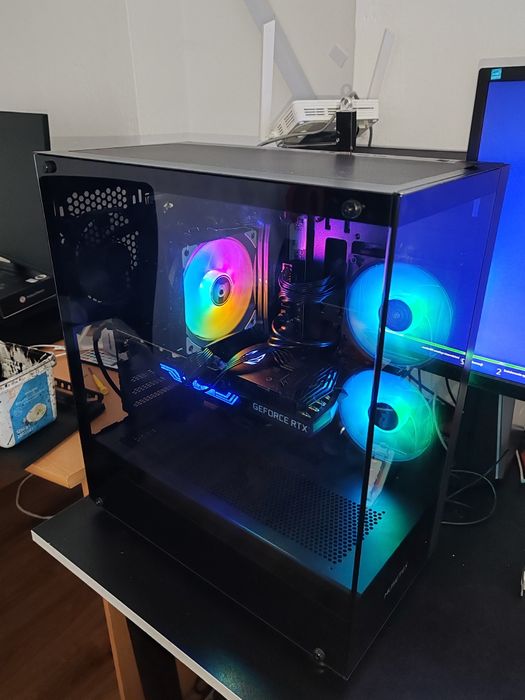 Super komputer gamingowy  Ryzen 7-7700  RTX 3070 TI