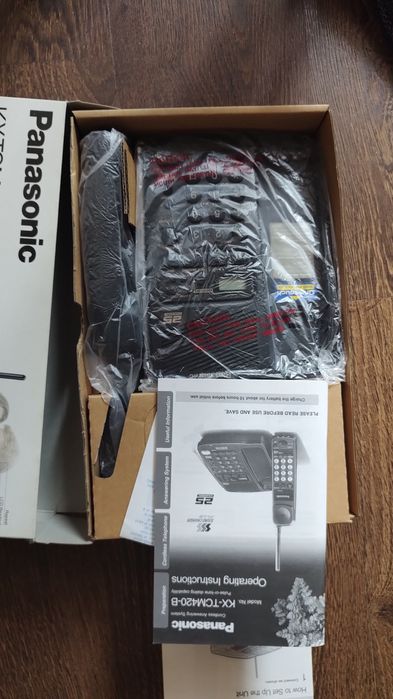 Радіотелефон Panasonic KX-TCM420-B.