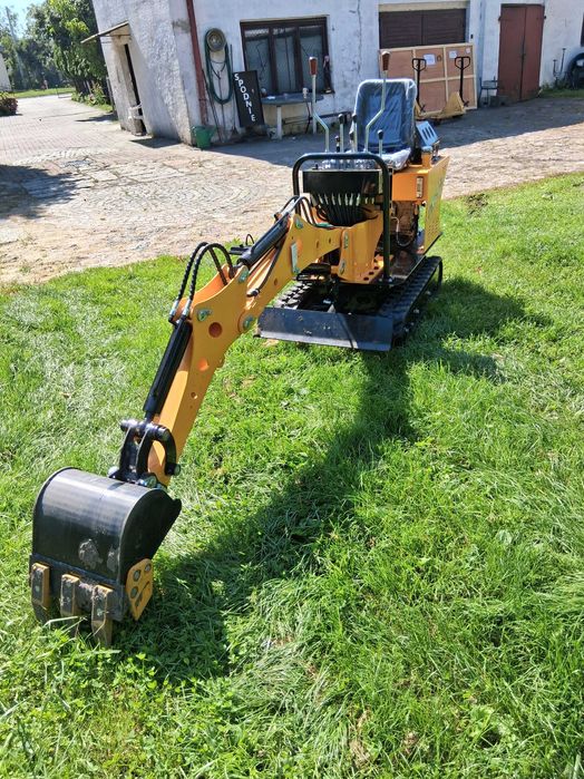 Mini koparka gąsienicowa-nowa
