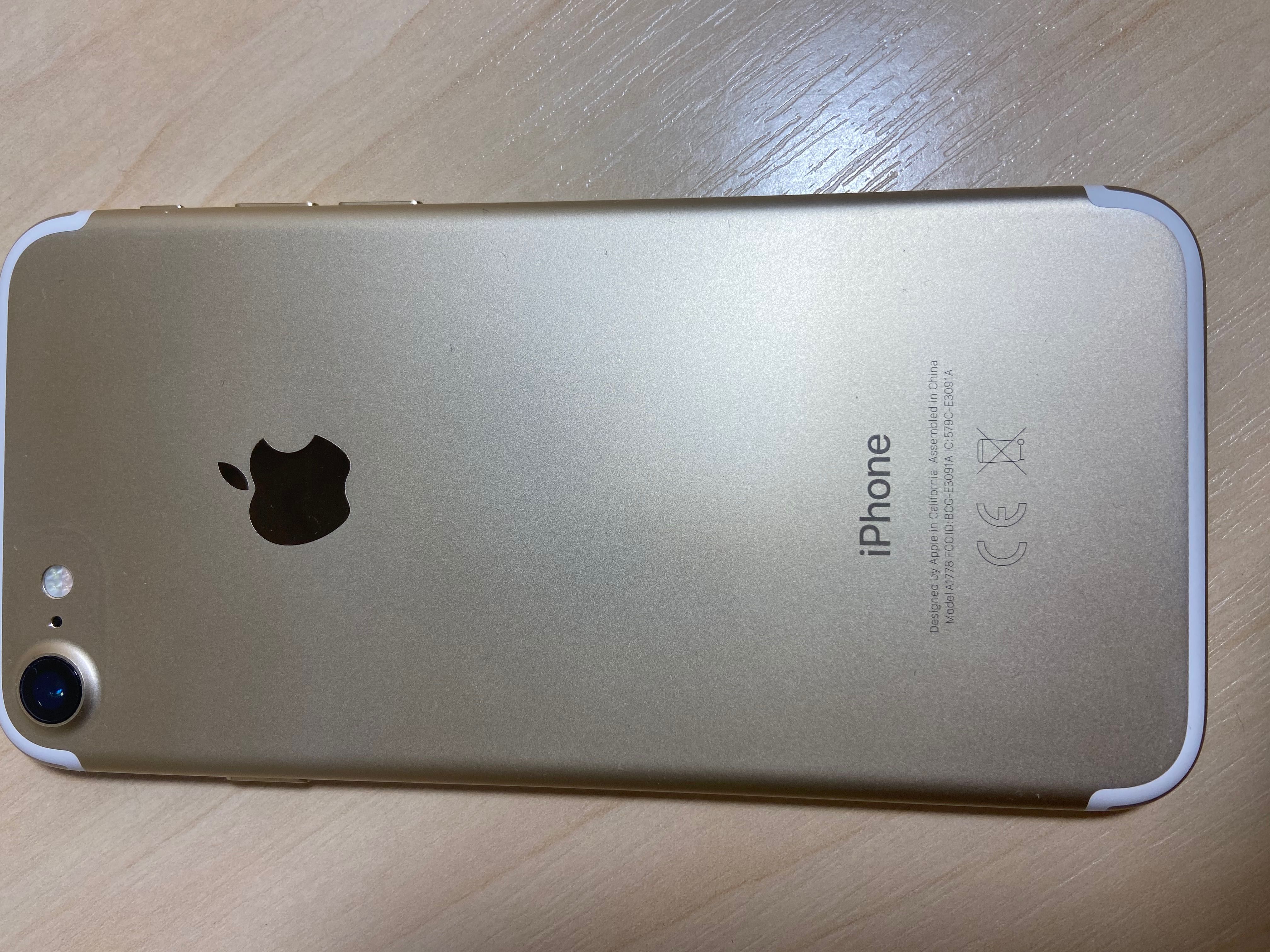 iPhone 7 Gold 32 gb в ідеальному стані