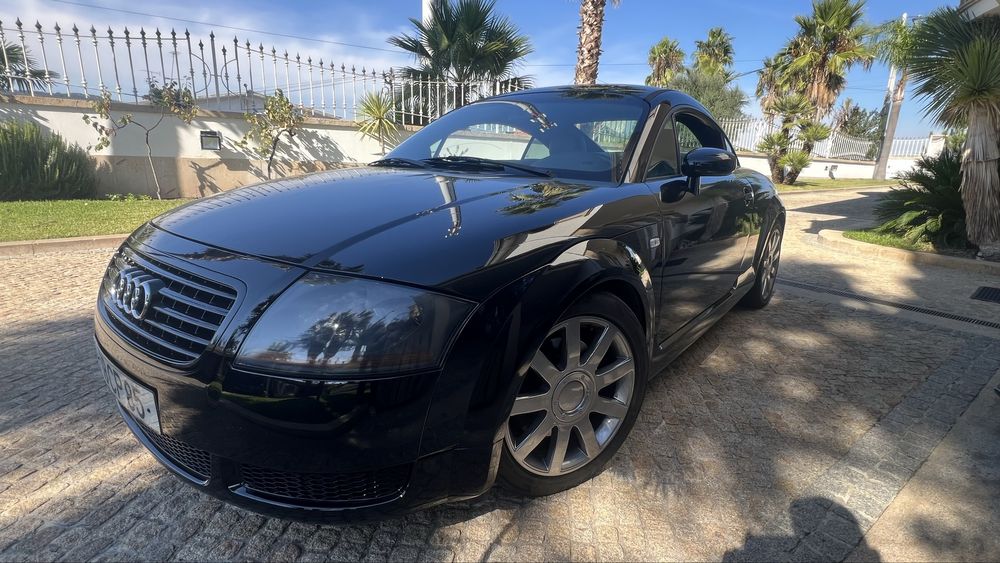 Audi TT 1.8 Turbo 180cv impecavel trato finaciamento