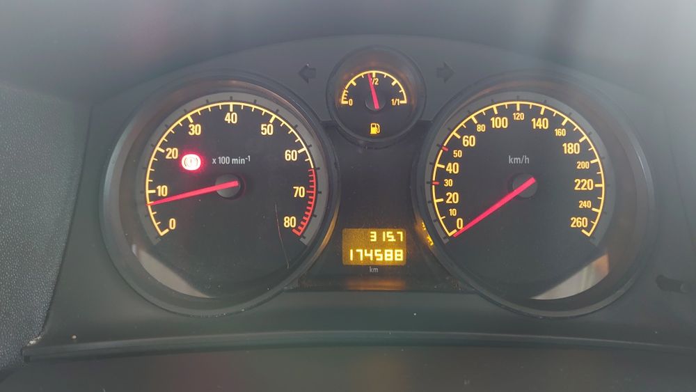 Opel Astra 1.4 B 2009 rok