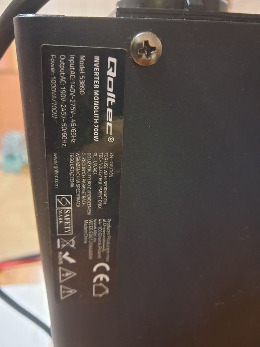 Inwerter solarny qoltec 700w/20a