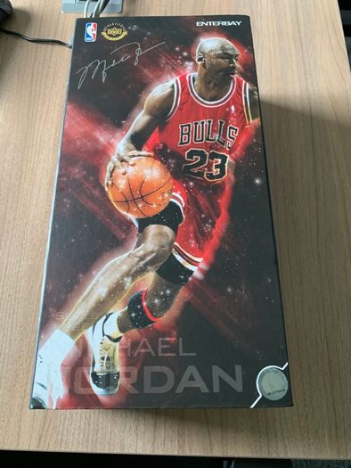 Michael Jordan #23 1/6 Enterbay red NBA Chicago Bulls