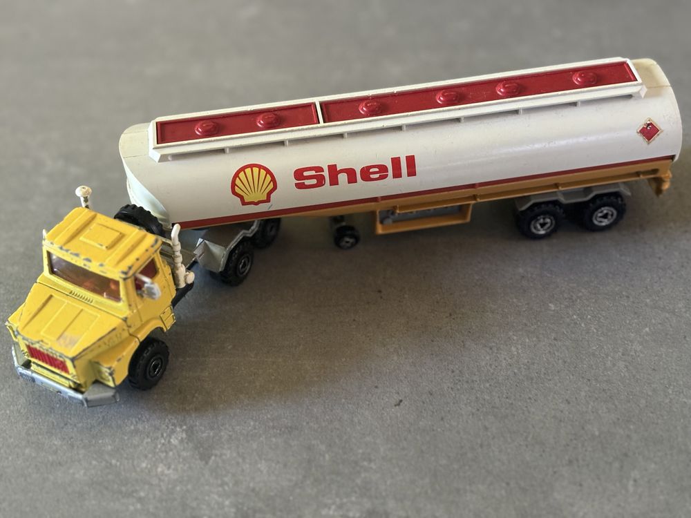 Model Resorak Majorette 3000 Scania Cysterna Shell made in France