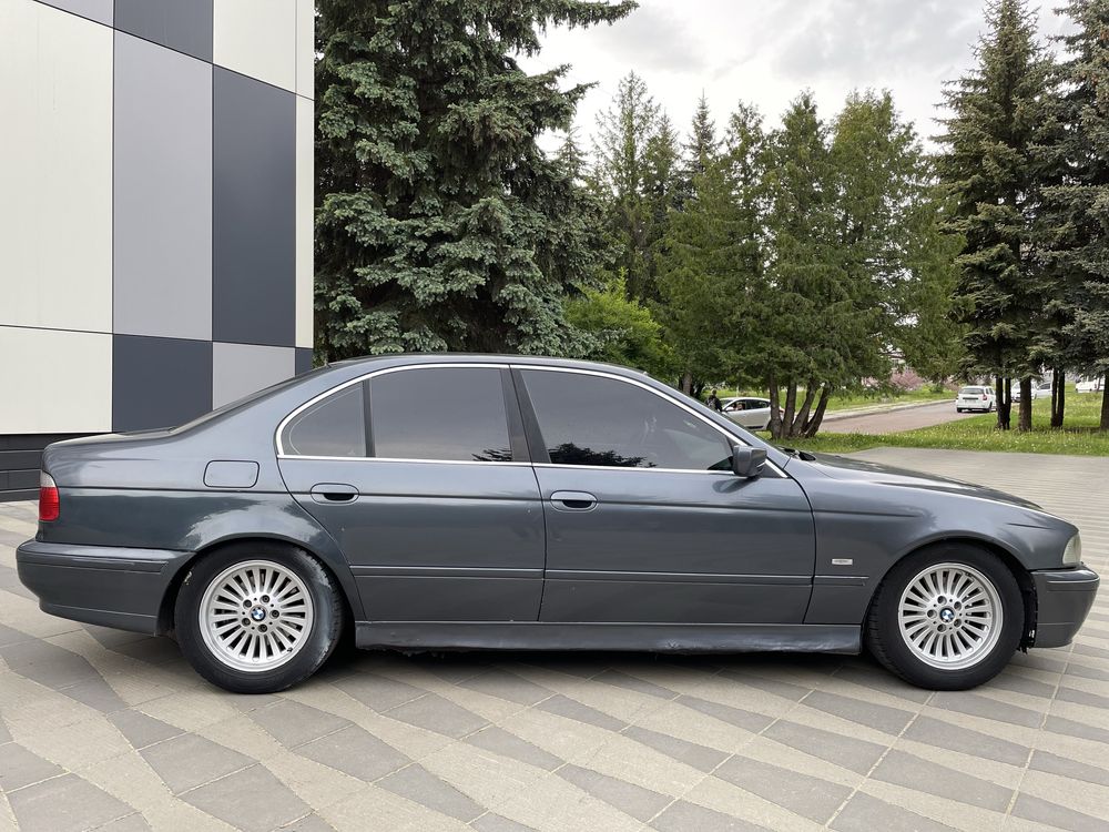 BMW 525I М54 автомат 2.5газ/бенз рестайлінг