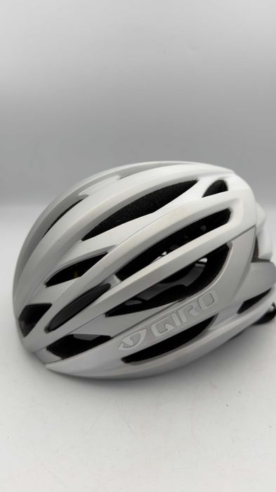 Powystawowy Kask Rowerowy Giro Syntax Mips r. M (55-59cm)