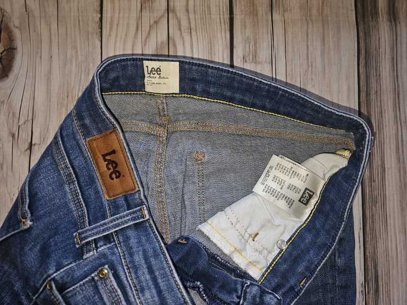 Spodnie Lee Scarlet W29 L31