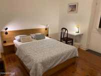 424015 - Quarto com cama de casal em...