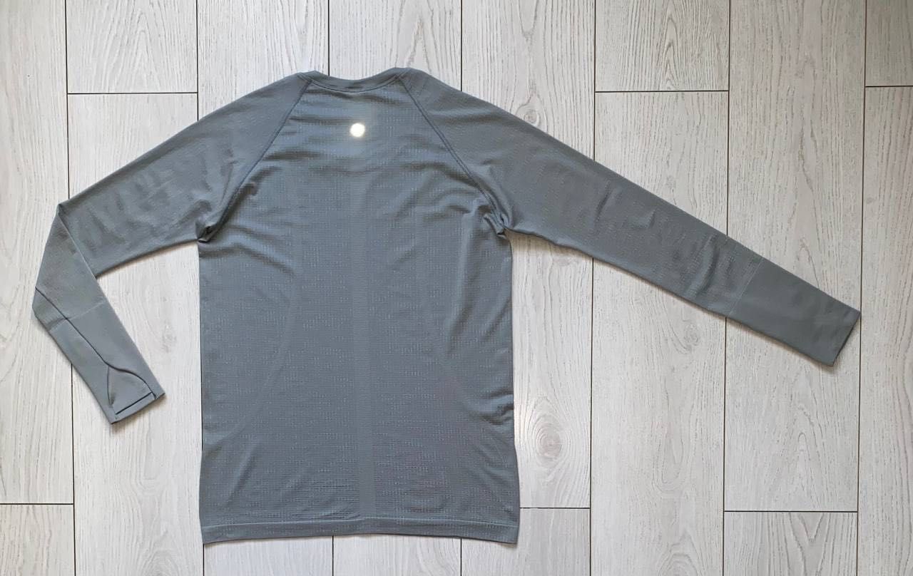 жін термо кофта lululemon
р M/L