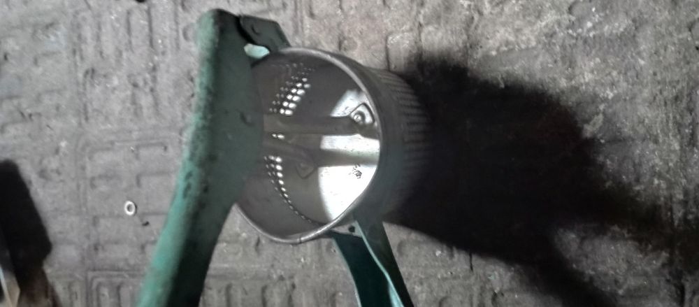 200 гр Ручная соковыжималка времён СССР