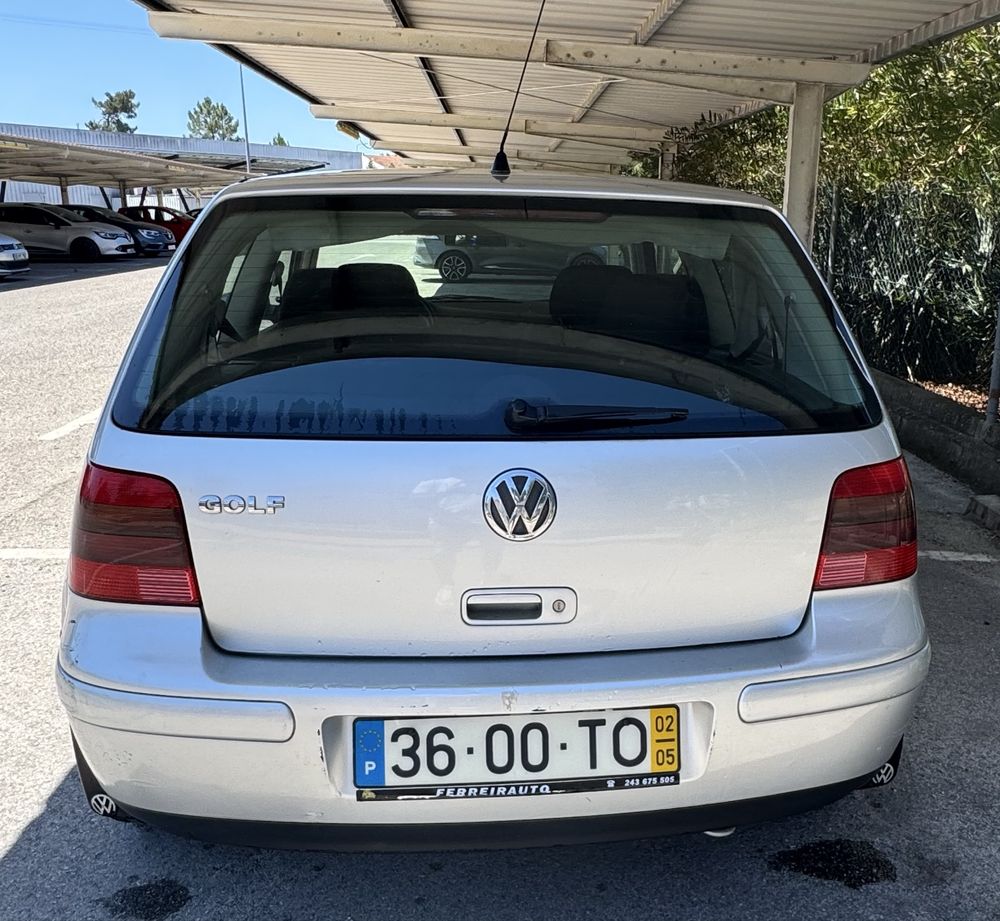 Volkswagen Golf 1.6 75cv