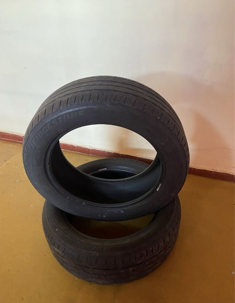 Продам летнюю резину Bridgestone.