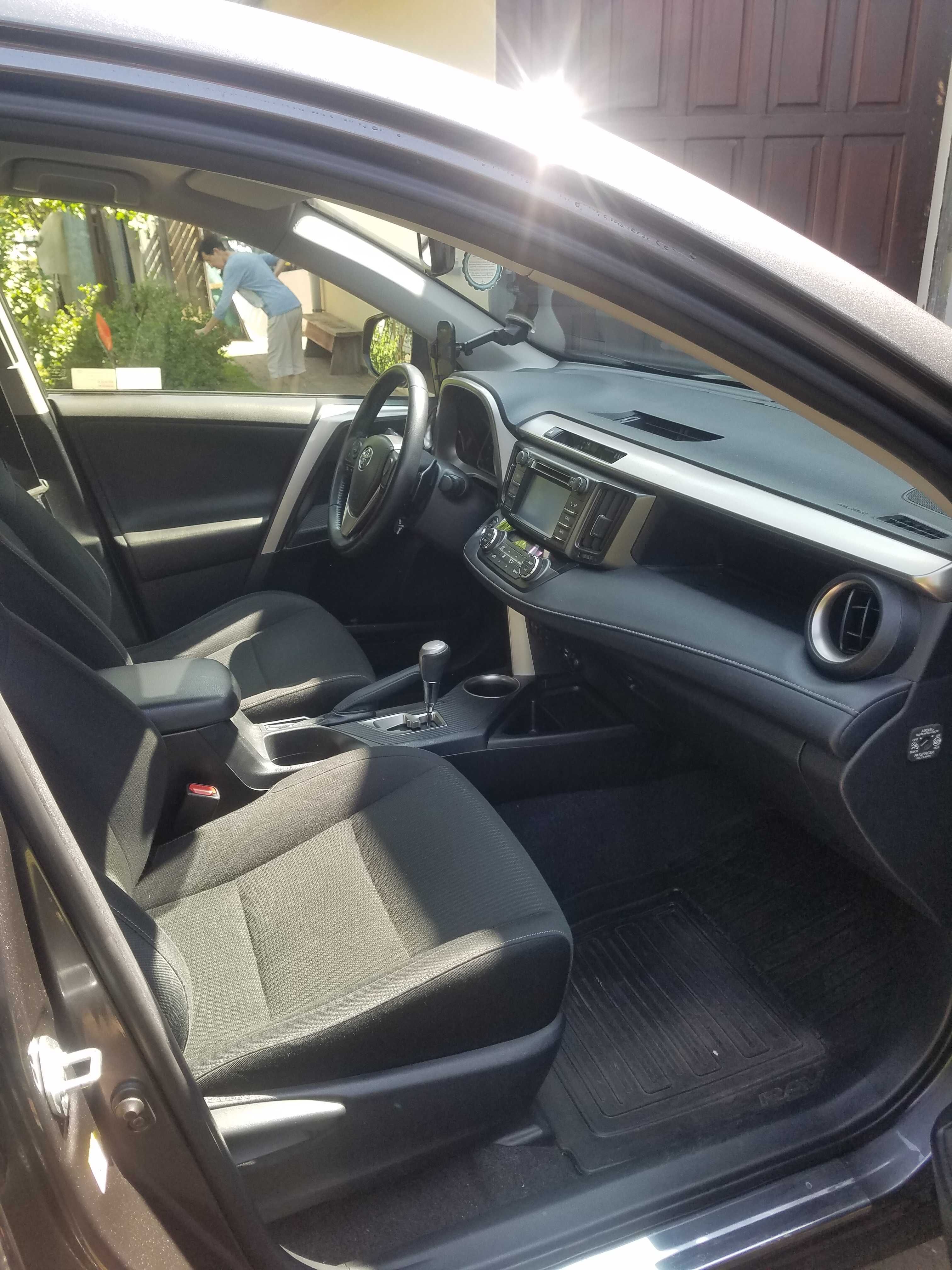Toyota Rav4 2.0 benzyna, automat z salonu