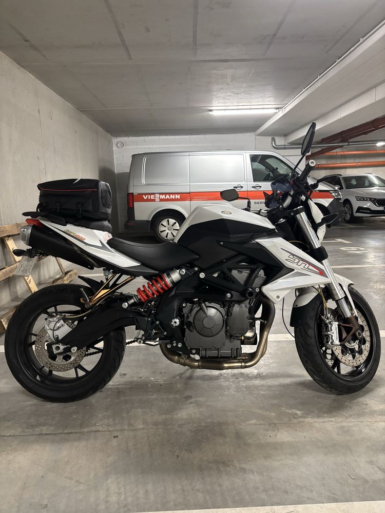 Benelli bn 600(tnt)