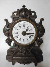 Figuralny XIX wieczny zegar
