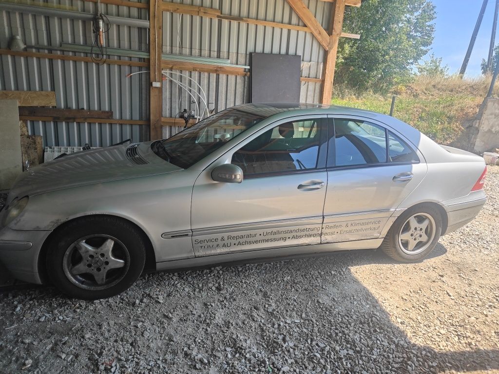 Mercedes c200 kompresor nowy rozrząd
