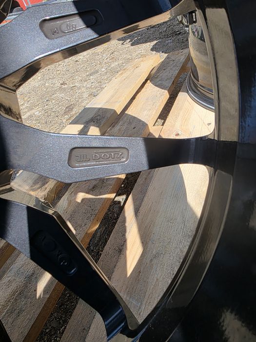 Alufelgi Dotz 5x112 Audi VW Mercedes Skoda 8,1/2jx20" et45 kba 52223