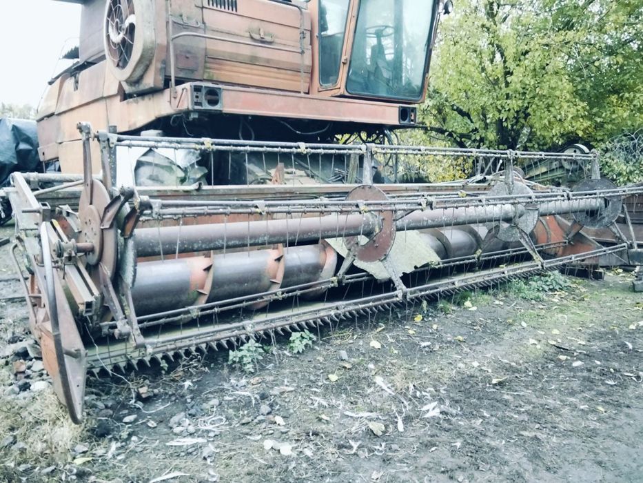 Продам зернову жатку