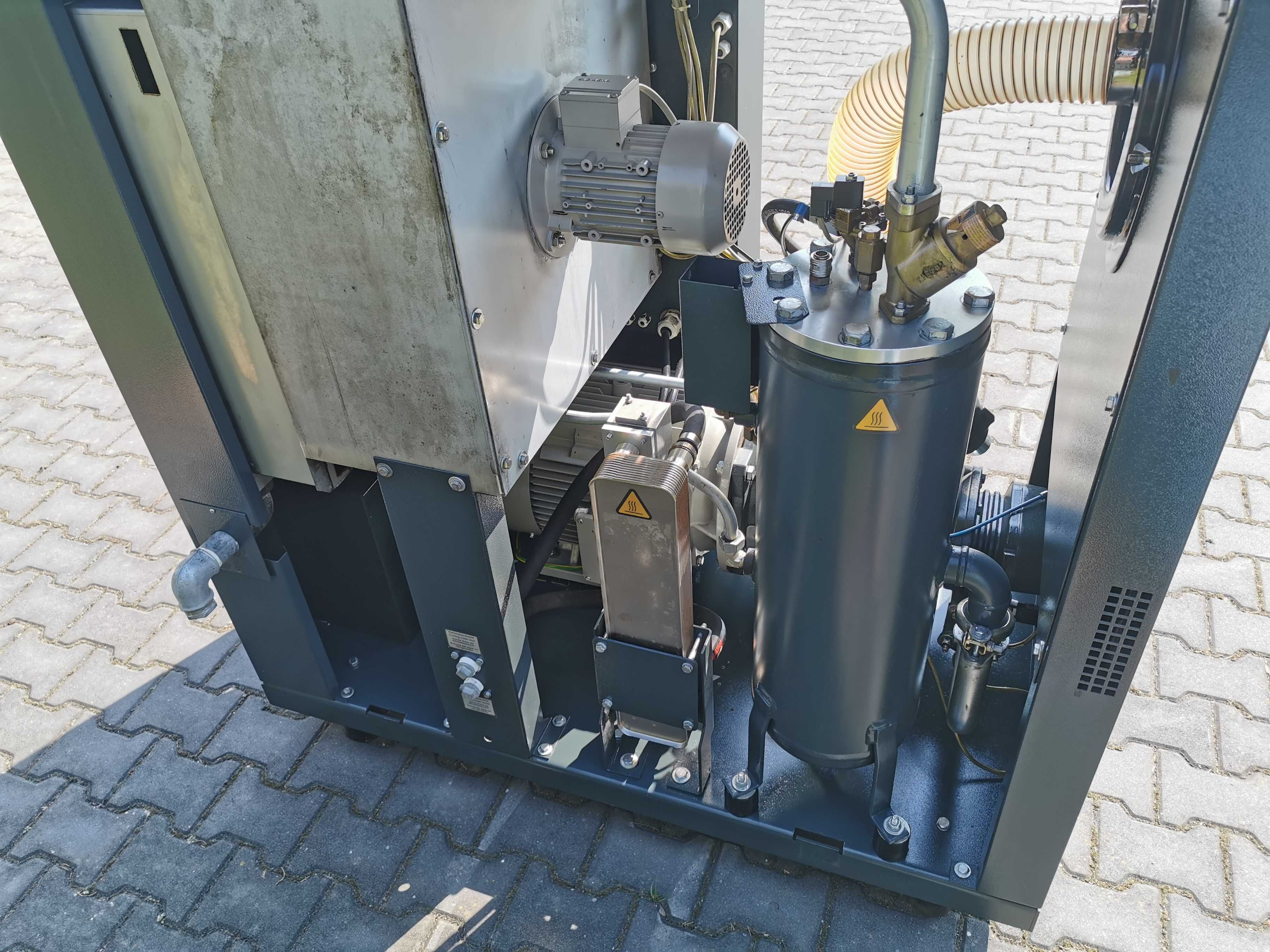 18.5kw  3200L/min Sprężarka śrubowa KAESER ASD 32 kompresor 8 bar