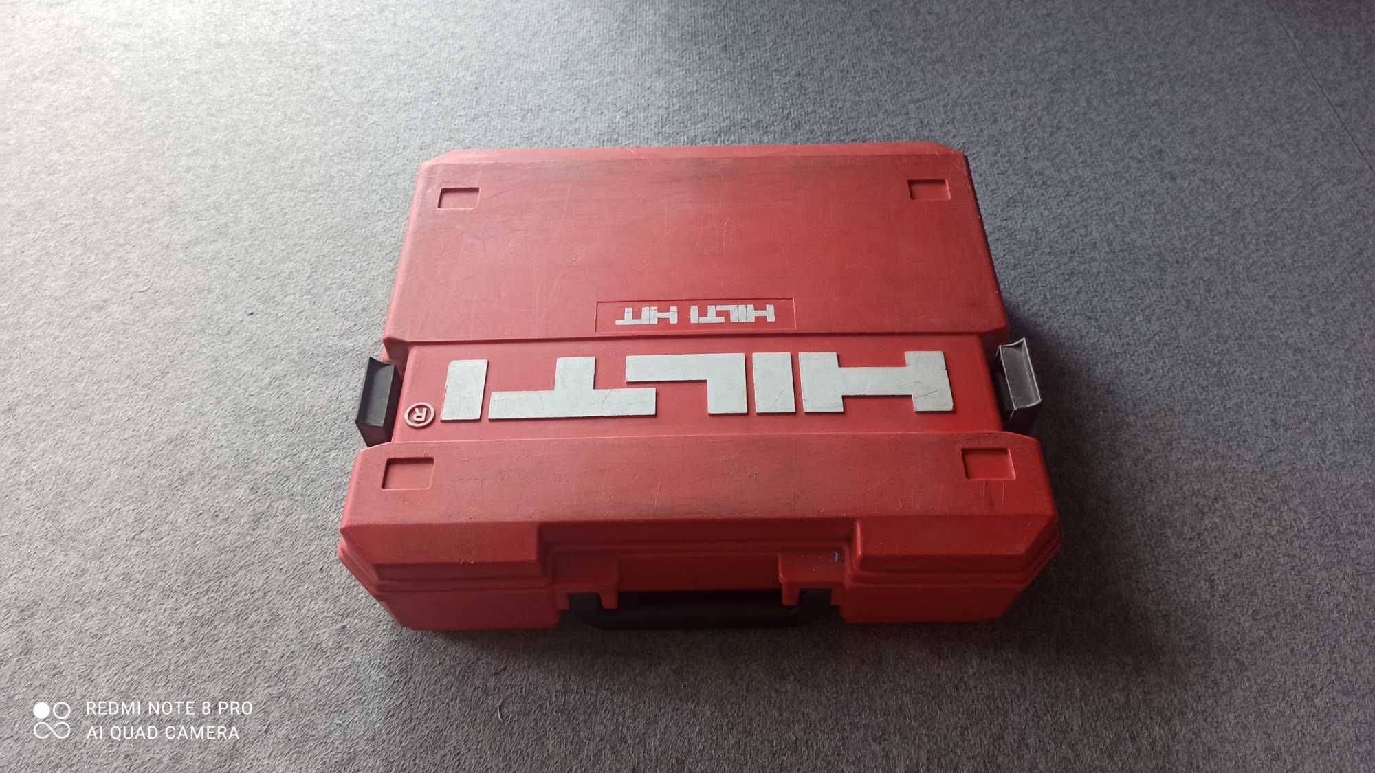 Pistolety,wyciskacze do kleju,żywicHilti MD200+ walizka+ akcesoria