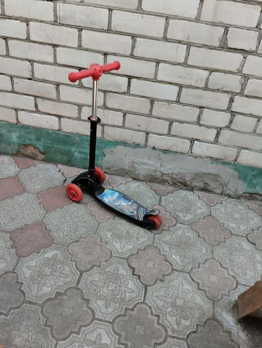 Продам самокат..
