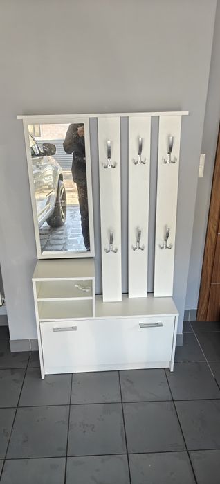 Szafka z wieszakiem przedpokój biała