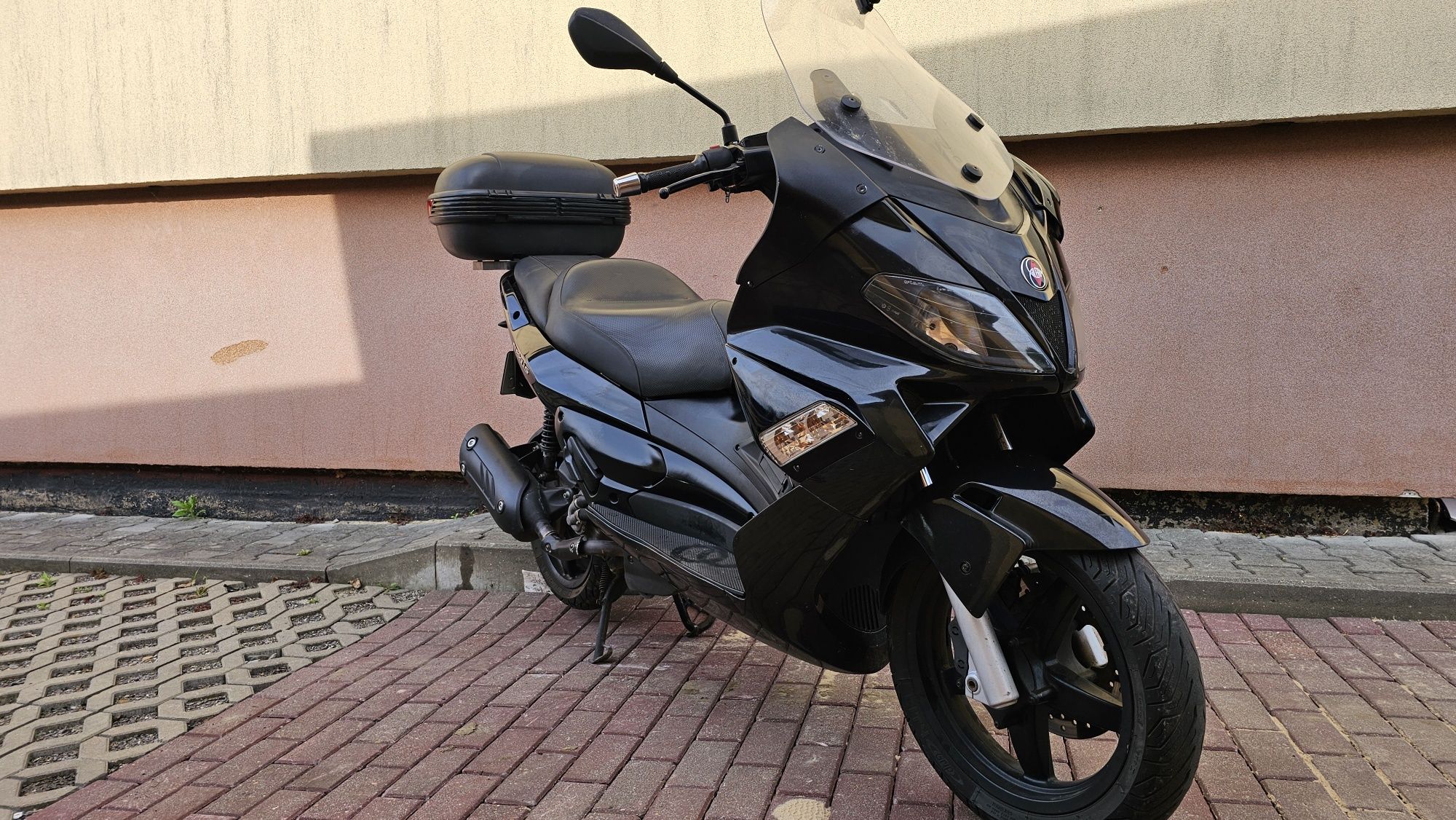 Aprilia sr max Piaggio Gilera Nexus 300/125 kat B lub zamienię