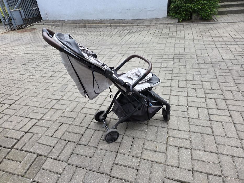 Wozek spacerowka Skidoo uszkodzony