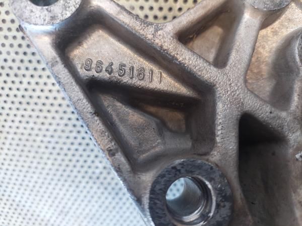 Apoio do motor PEUGEOT 407 (6D_)