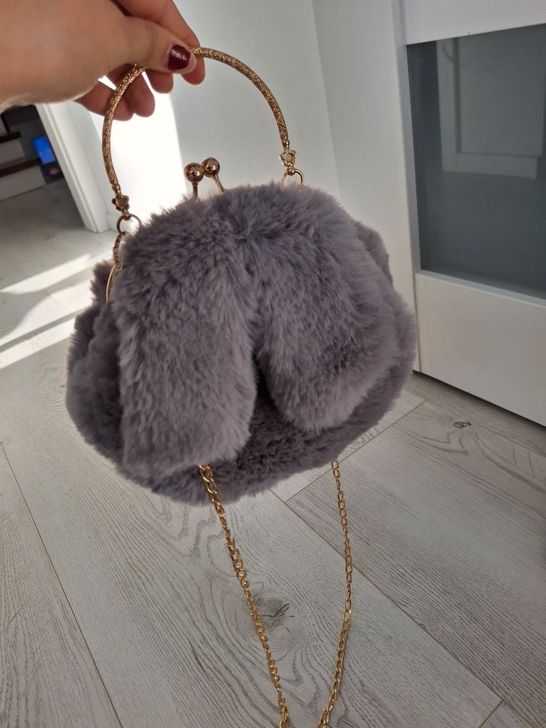 Nowa piękna torebka króliczek złota na łańcuszku butik