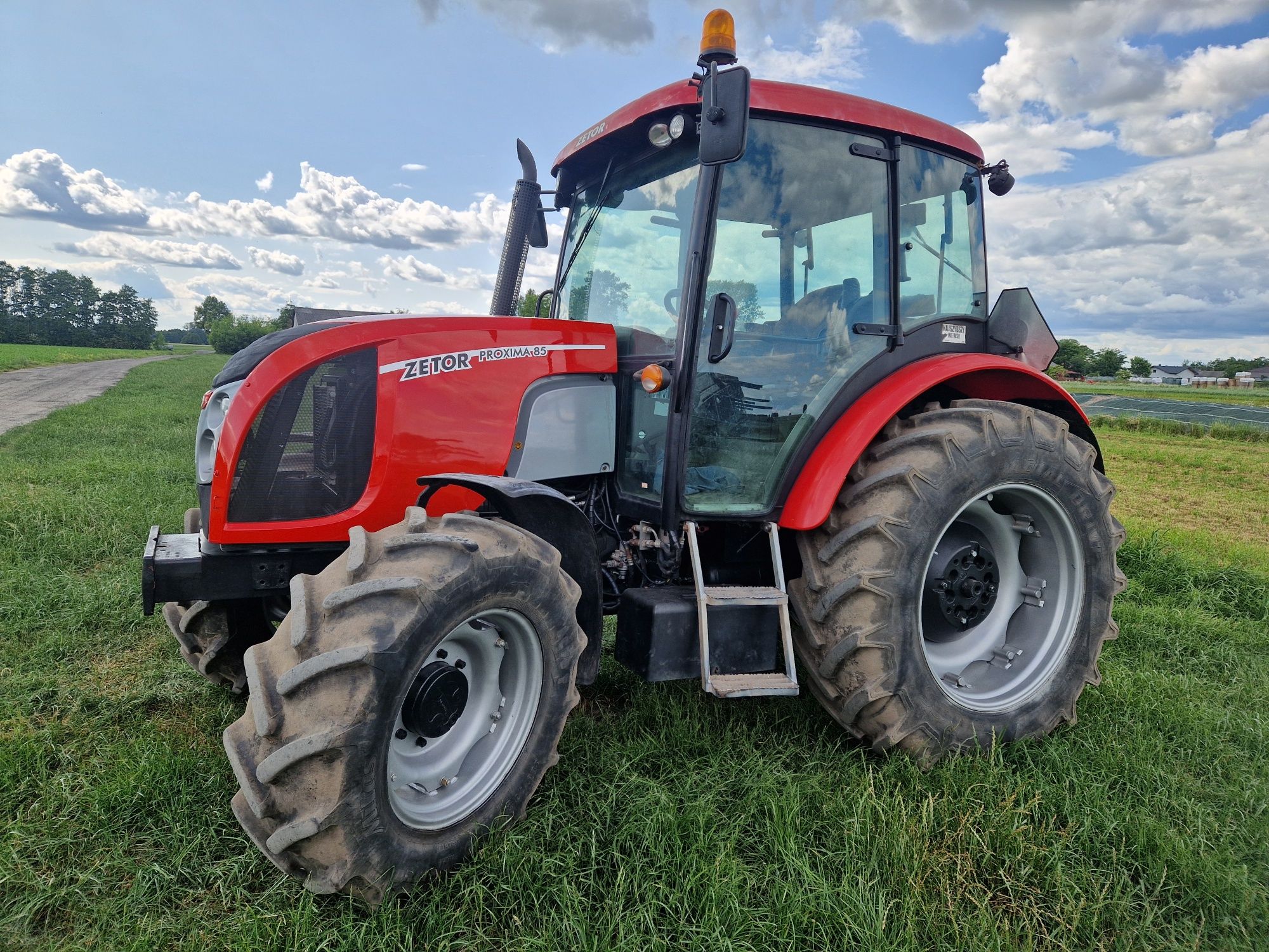 Zetor proxima 85