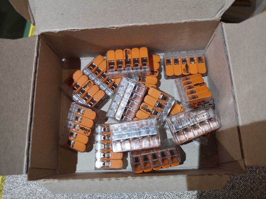 Kostki do przewodów elektrycznych Wago