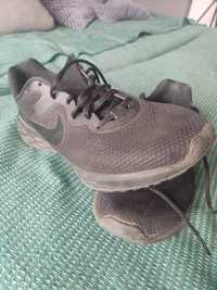 Nike revolution running shoes