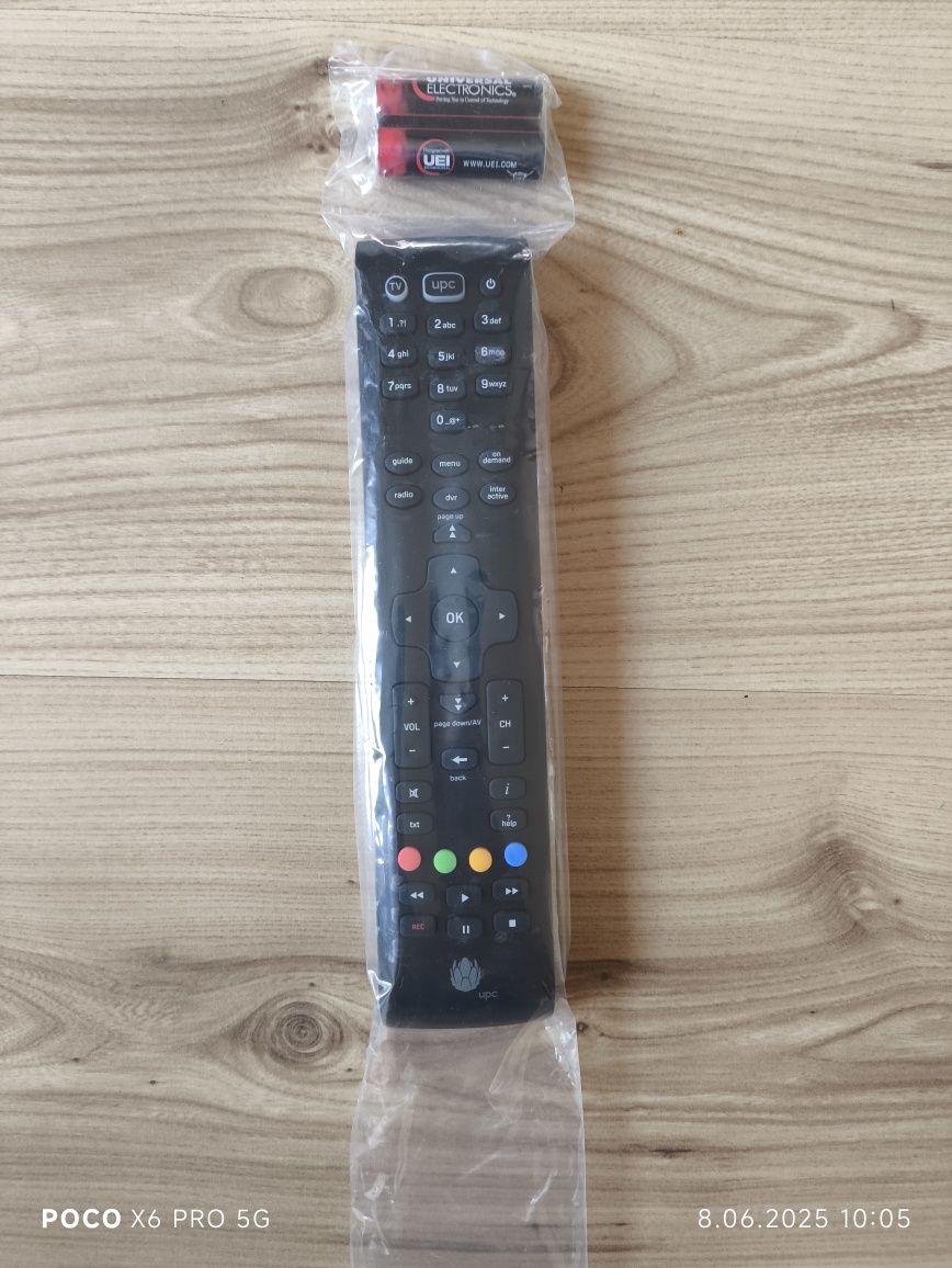 Oryginalny Pilot UPC multiroom mediabox