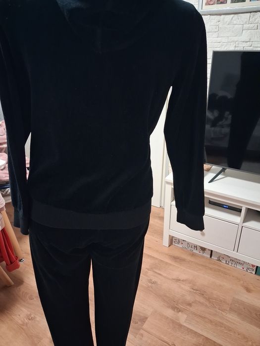 Damski welurowy dres