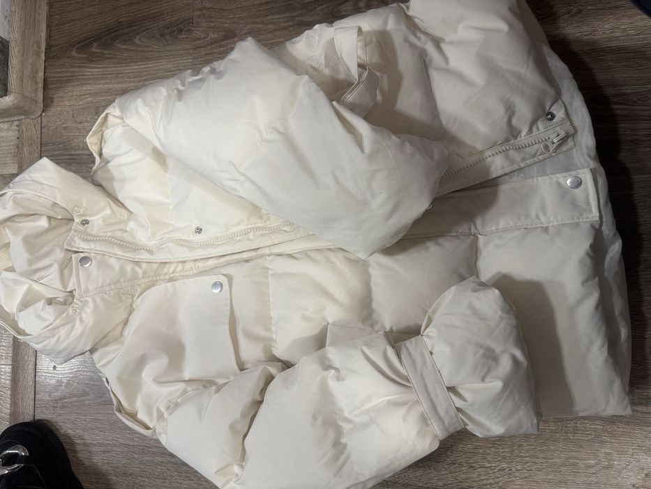 Пуховик удленений ,закрывает попу от хоолода.р 42-44