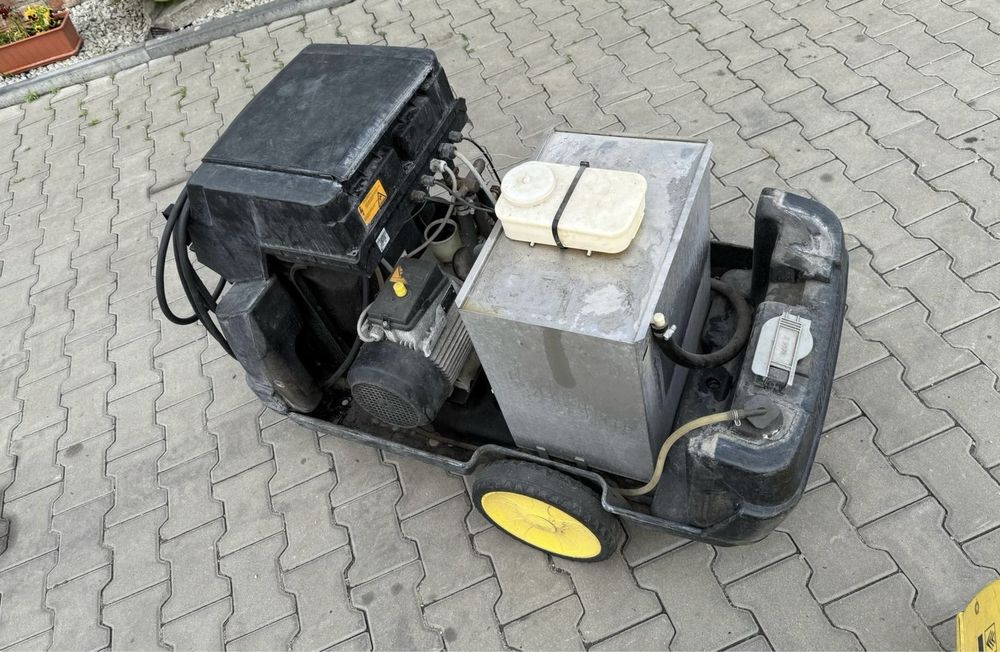 Myjka ciśnieniowa Karcher HDS 895