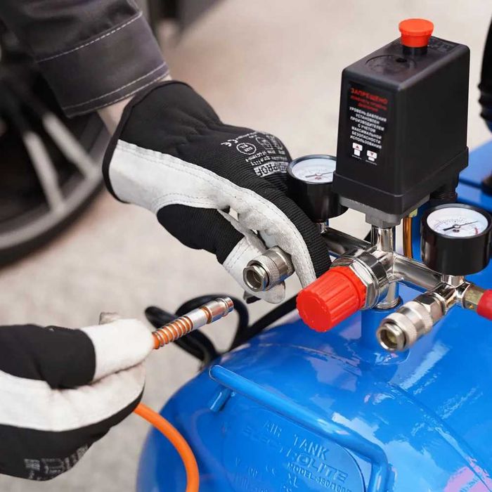 Компресор ремінний ELECTROLITE 100л 2.8 кВт 10 бар 490л/хв компрессор