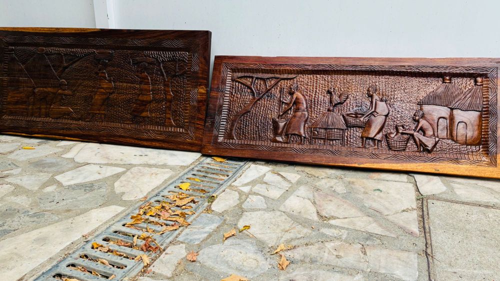 Painéis africanos em talha